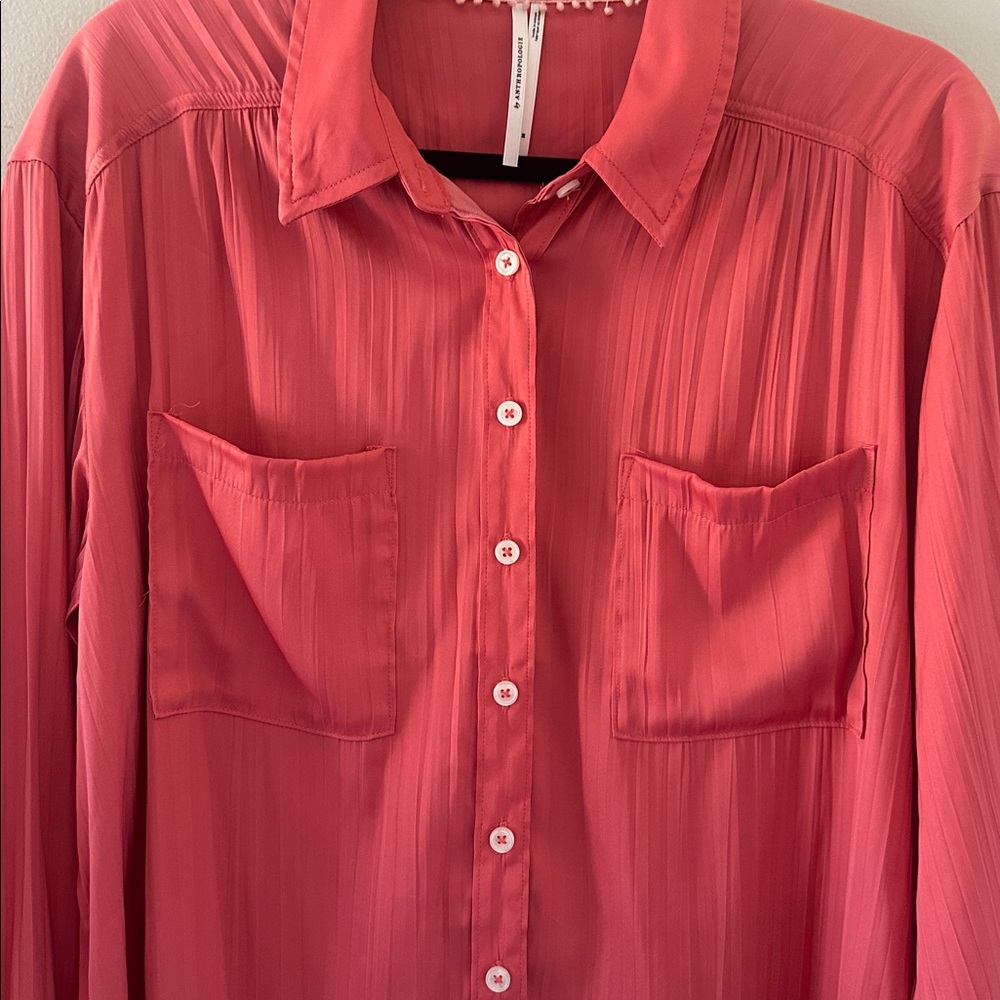 Anthropologie Women’s Relaxed Buttondown Shirt Coral Rose Sz Medium Chic Office - Picture 5 of 10